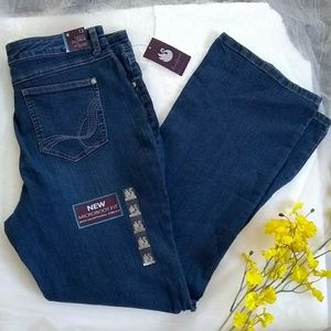 Gloria Vanderbilt Jeans Size 12 Average